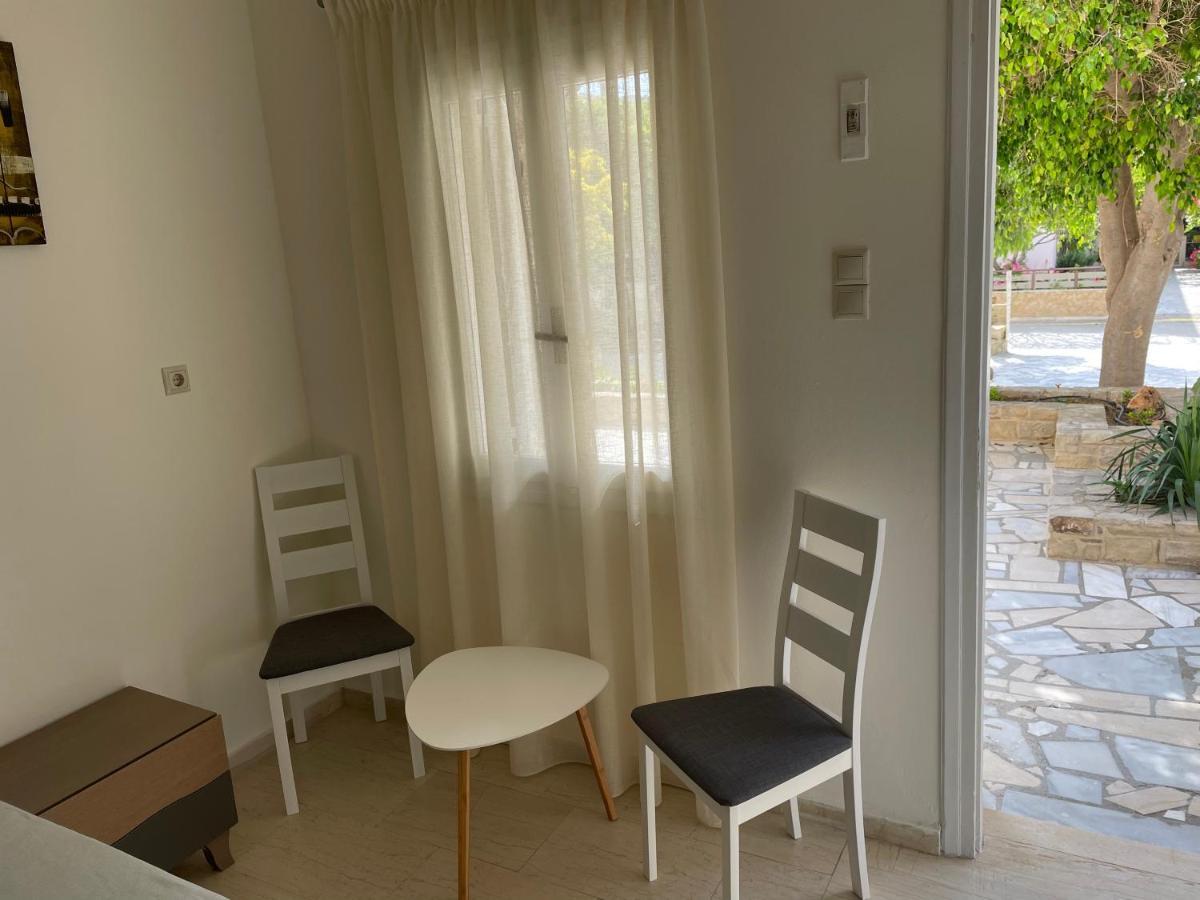 Villa Sylvia Matala Exteriör bild